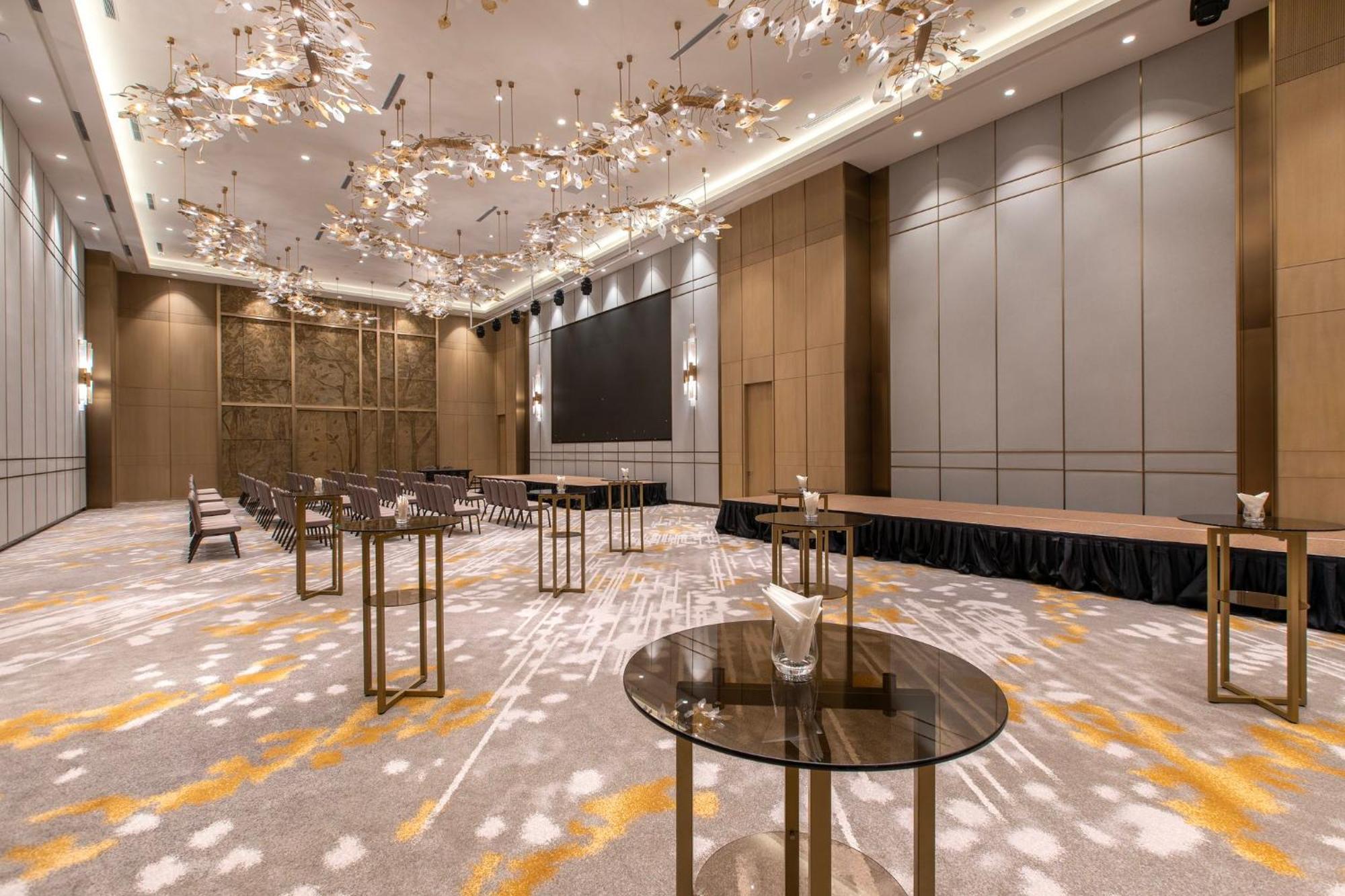 Crowne Plaza Kuala Lumpur City Centre By Ihg Екстериор снимка
