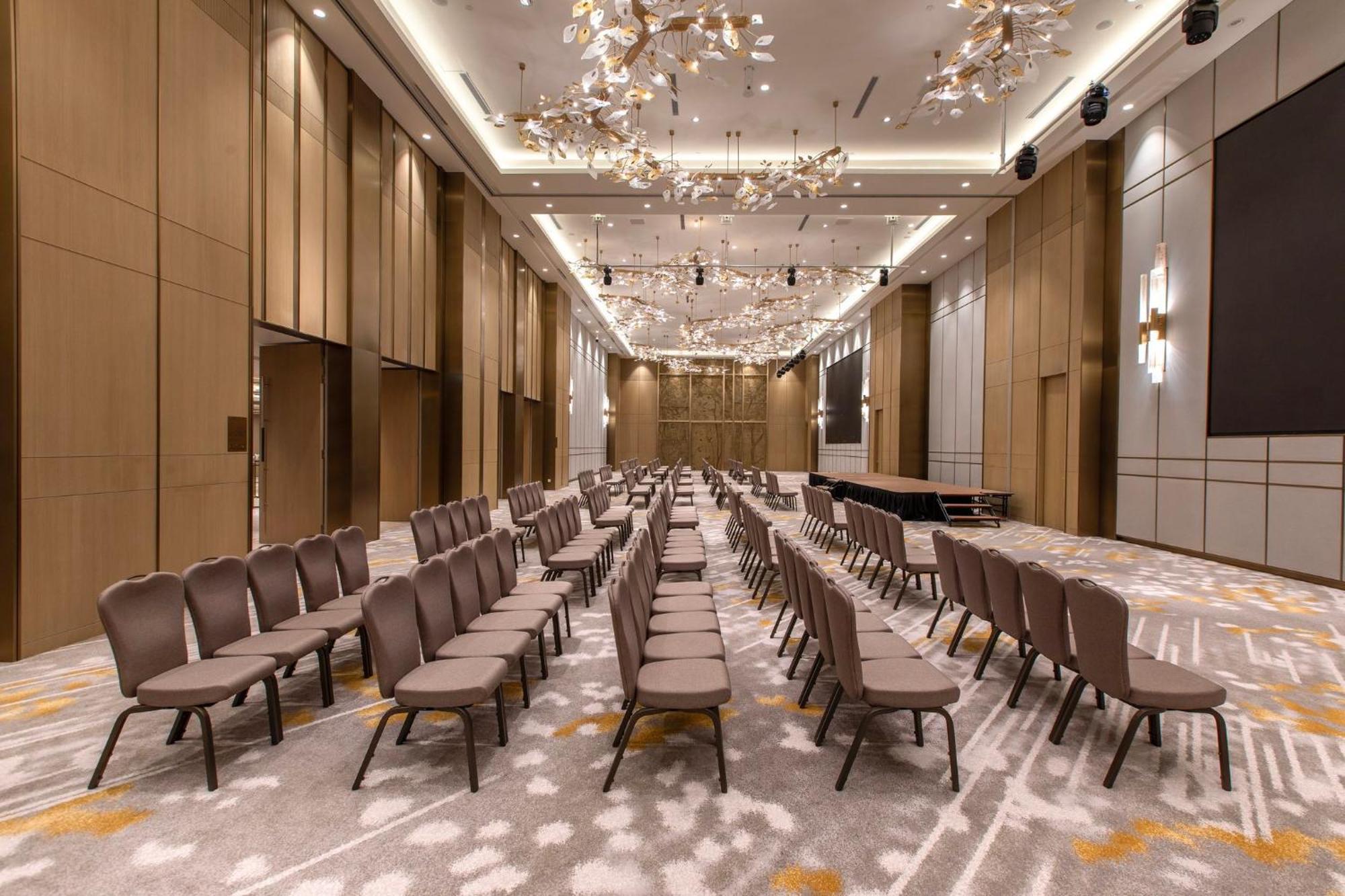 Crowne Plaza Kuala Lumpur City Centre By Ihg Екстериор снимка