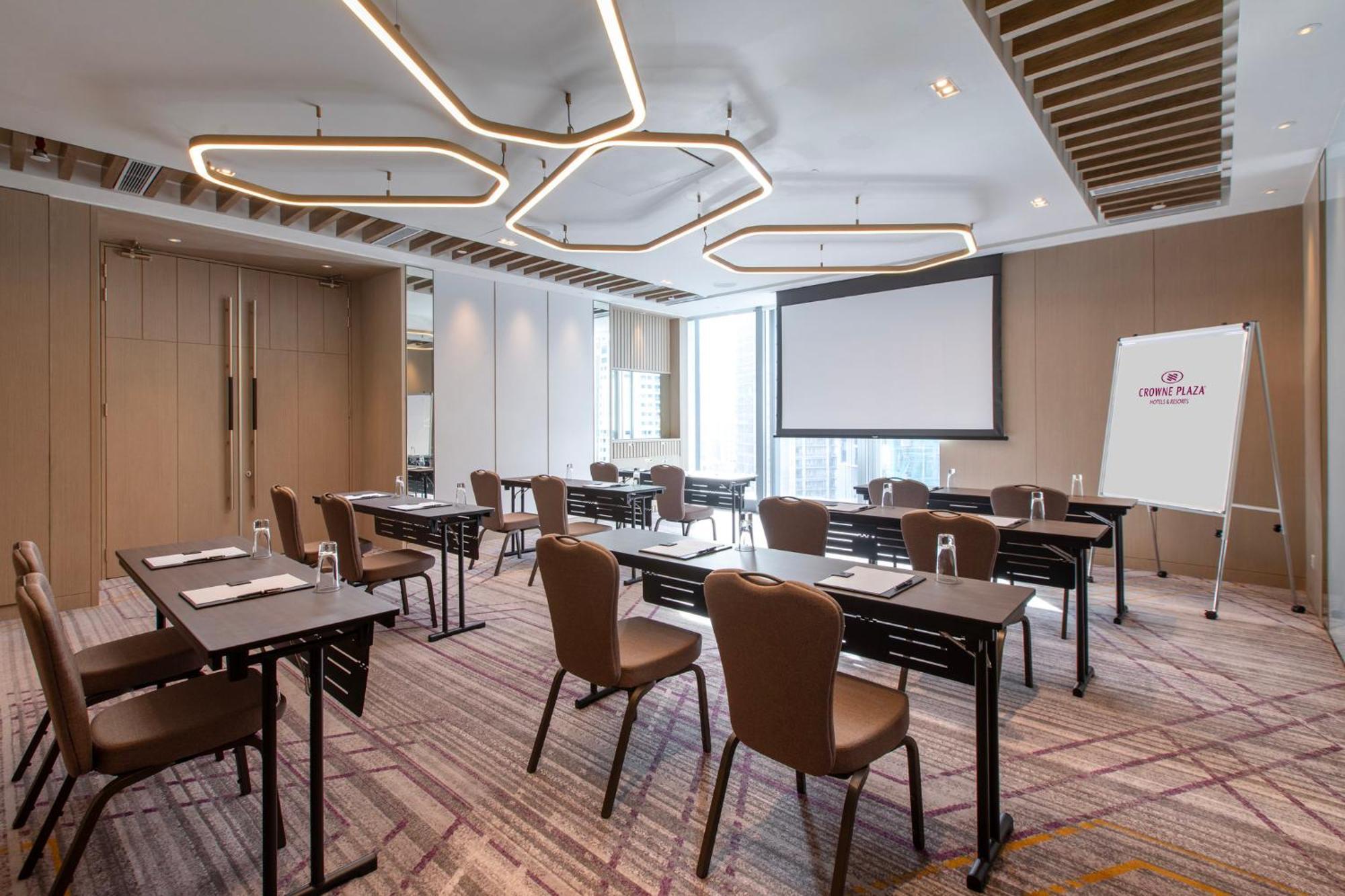 Crowne Plaza Kuala Lumpur City Centre By Ihg Екстериор снимка
