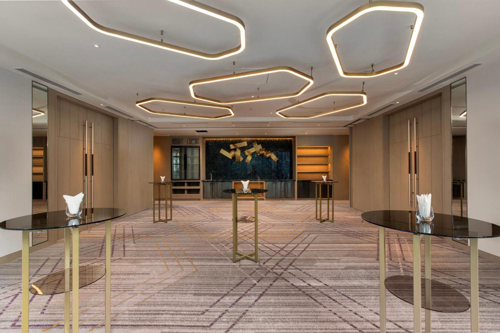 Crowne Plaza Kuala Lumpur City Centre By Ihg Екстериор снимка